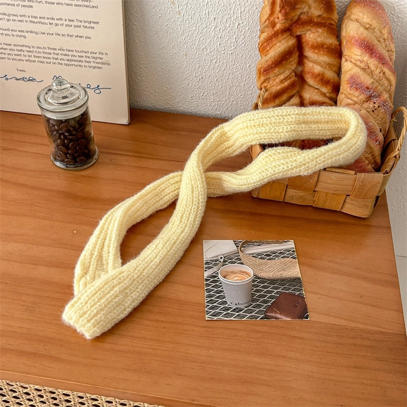 Women's Sweet Solid Color Polyester Knitted Scarf