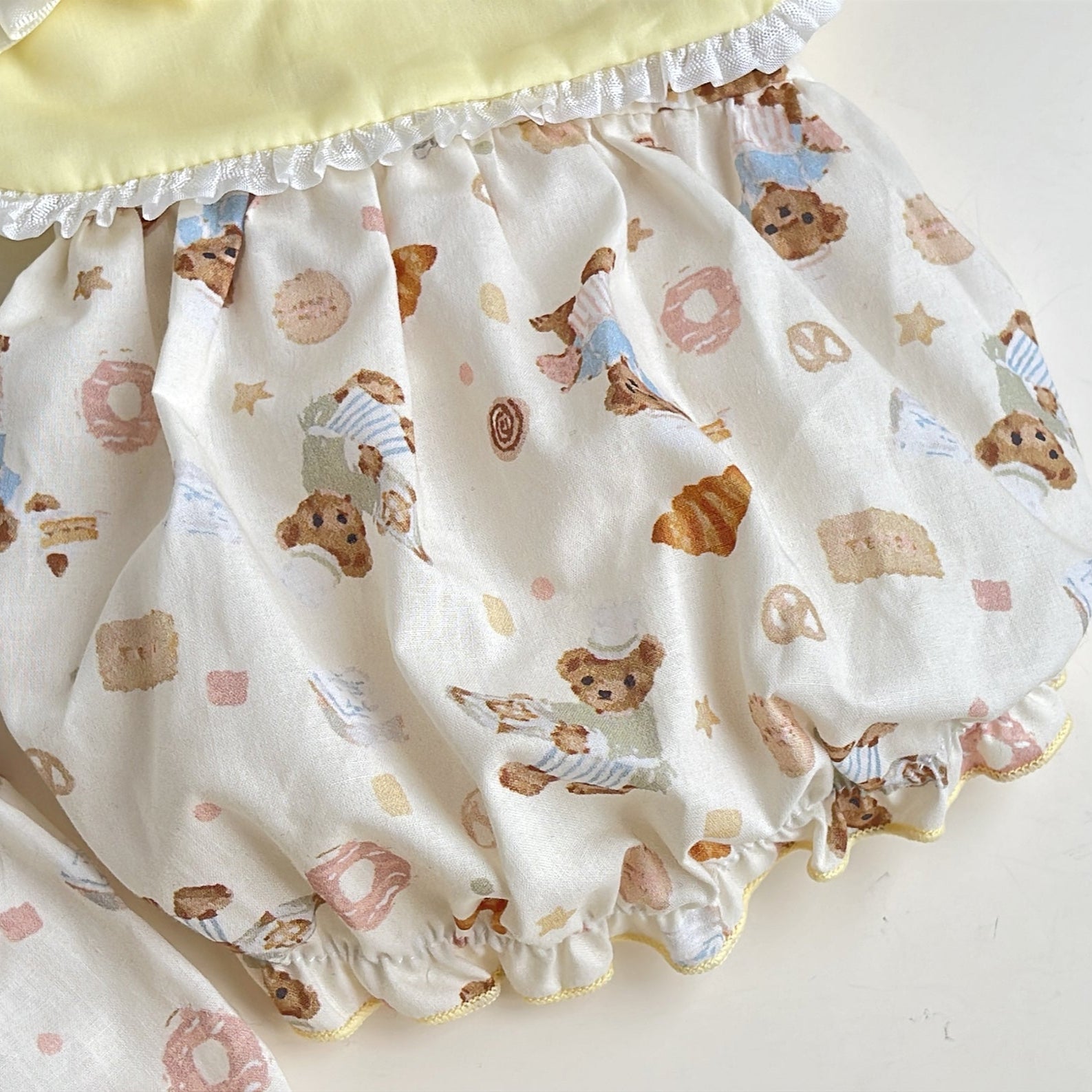 Bear Printed Color Block Collar Dog Cat Vest