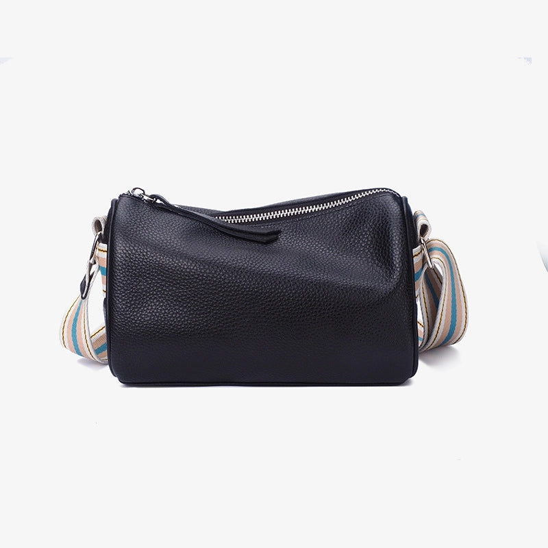 Women's Medium Leather Solid Color Basic Zipper Shoulder Bag