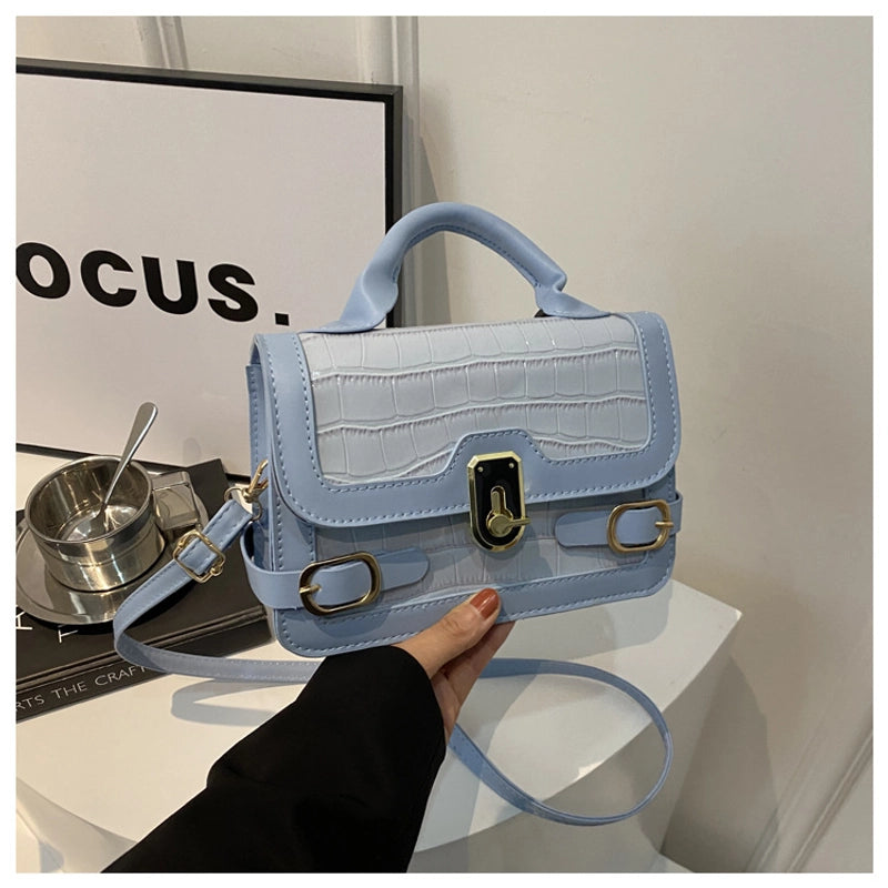 Women's Medium Pu Leather Solid Color Streetwear Square Magnetic Buckle Crossbody Bag