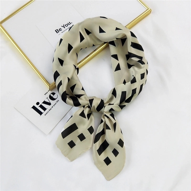 Clashing Color Floral Pringting Silk Square Scarf