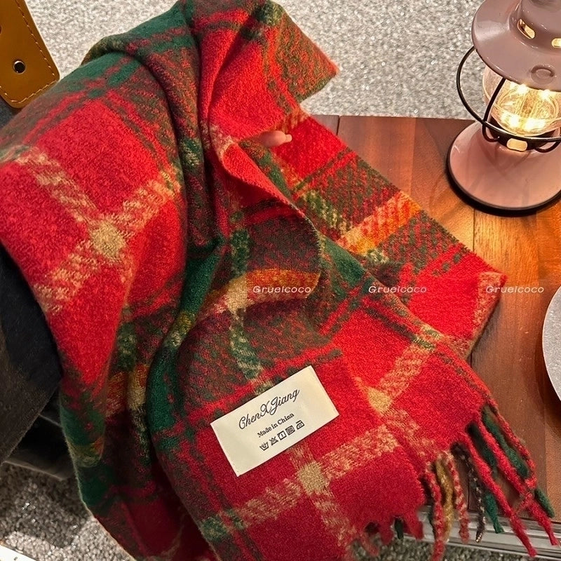 New Plaid Autumn And Winter White Scarf Women's  Atmosphere Warm Soft Tassel Shawl Scarf