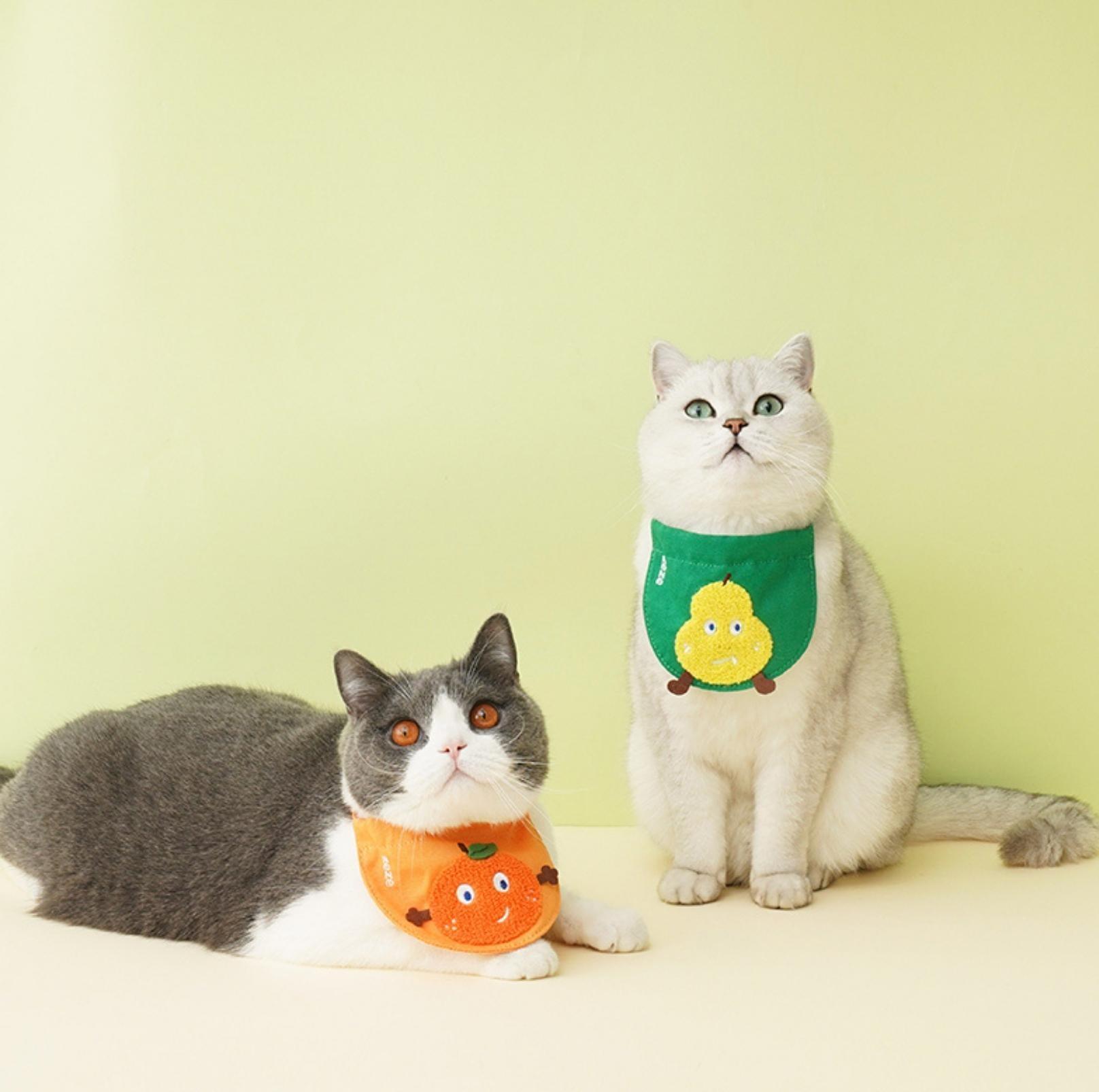 Knitted Cartoon Fruit Pet Cat Bib
