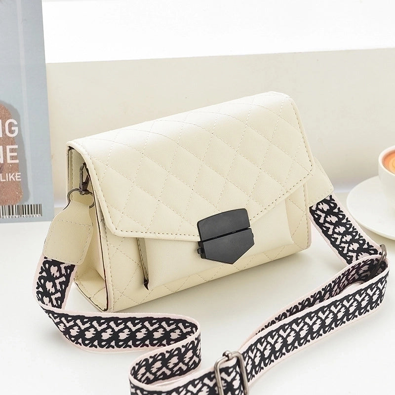 Women's Small All Seasons Pu Leather Solid Color Streetwear Square Flip Cover Shoulder Bag