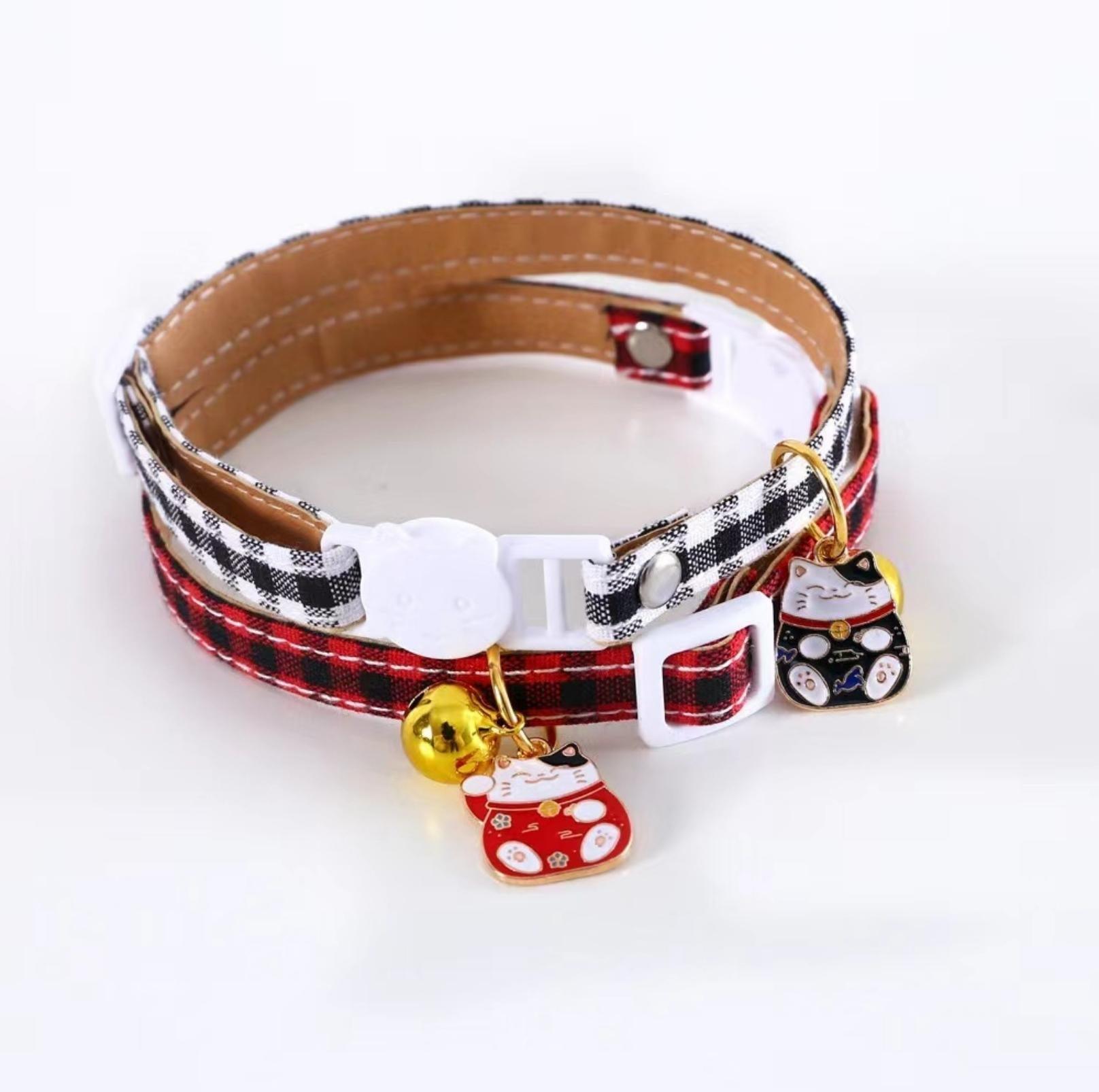 PU Plaid Fortune Cat Pendant Adjustable Pet Collar