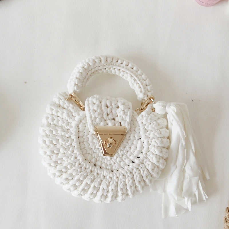 Women's Small Polyester Solid Color Streetwear Tassel Round Open Handbag