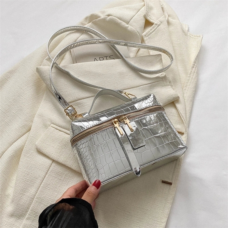 Women's Medium All Seasons Pu Leather Solid Color Streetwear Square Zipper Shoulder Bag Handbag Bucket Bag