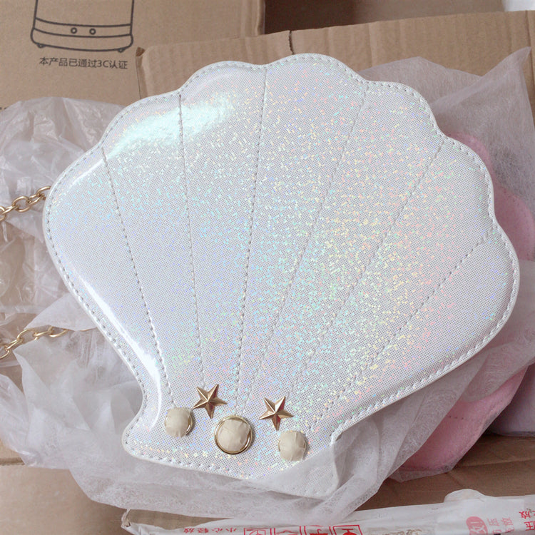 Pearl shell messenger bag