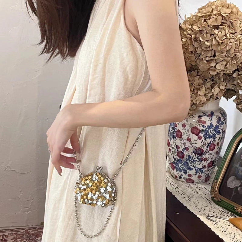 Women's Mini Arylic Solid Color Elegant Streetwear Oval Lock Clasp Crossbody Bag