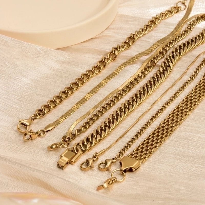 Minimalist Solid Color 304 Stainless Steel 18K Gold Plated Bracelets In Bulk