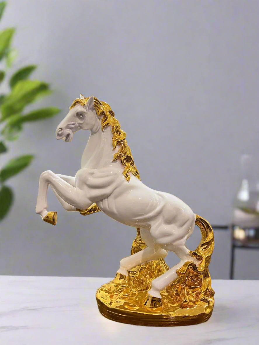 GOLD HORSE STATUE – LUXURY DECORATIVE PIECE FOR HOME & OFFICE(29CMX16CM)