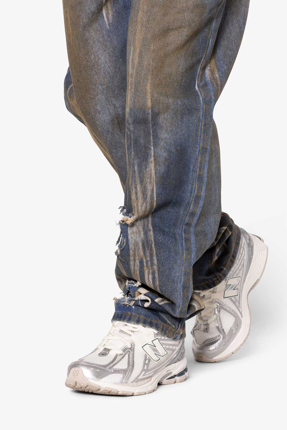 V708 Dirty Fold Denim - Blue