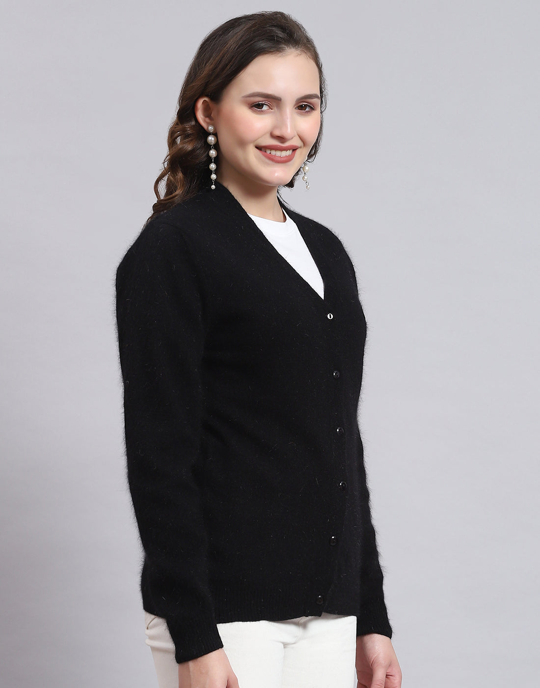 Women Black Solid V Neck Full Sleeve Cardigan