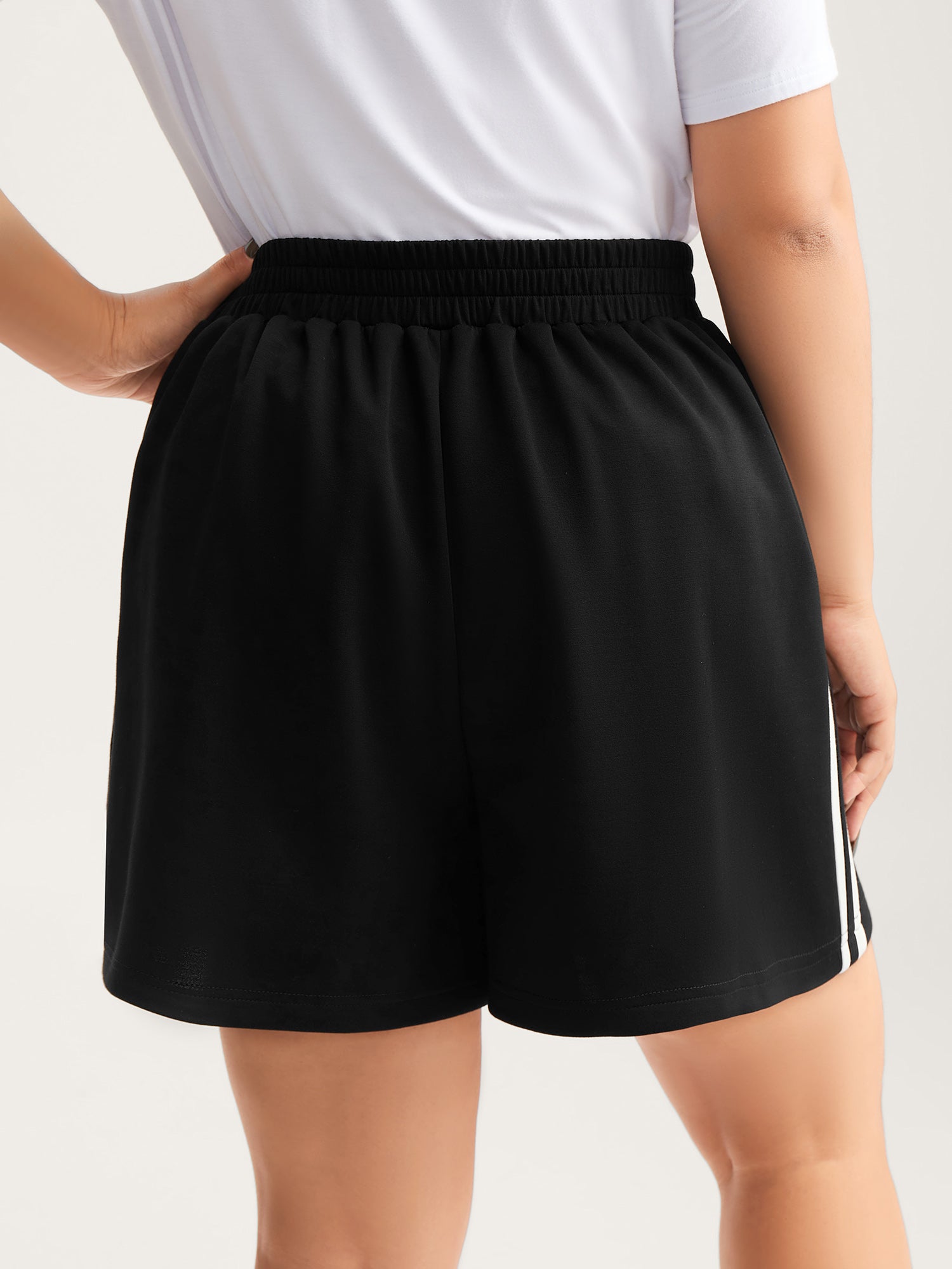 Side Drawstring Straight-Leg Shorts