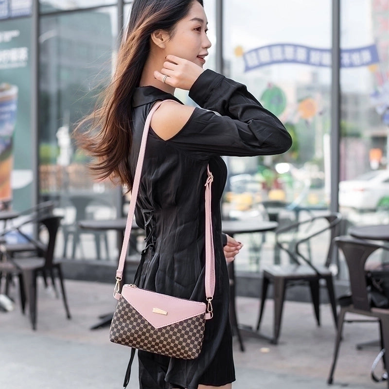 Women's Medium Summer Pu Leather Vintage Style Square Bag