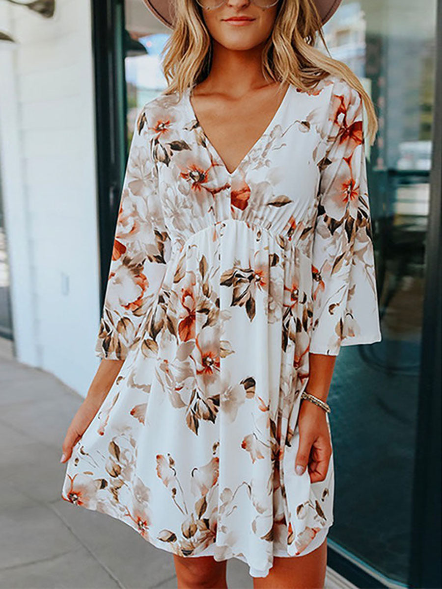 V Neck Bell Sleeves Printed Swing Dresses