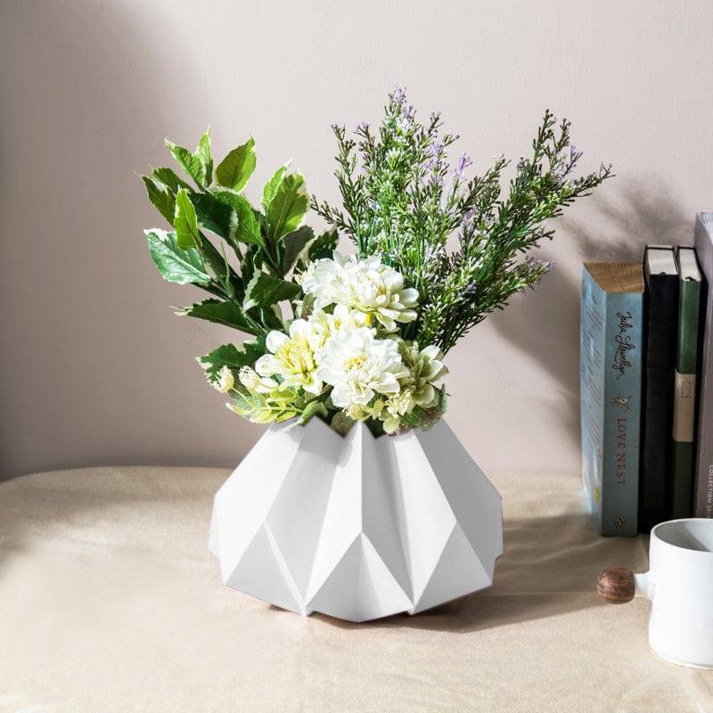 Porcelain Vase Short - White