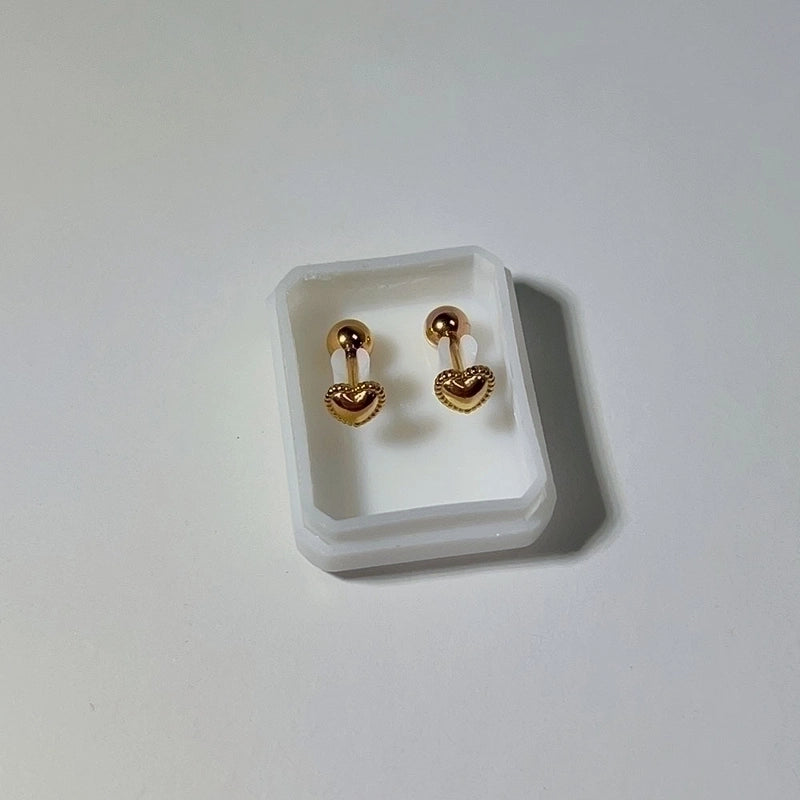 1 Pair Sweet Cross Heart Shape Snowflake Plating 304 Stainless Steel Titanium Steel 18K Gold Plated Cartilage Earrings