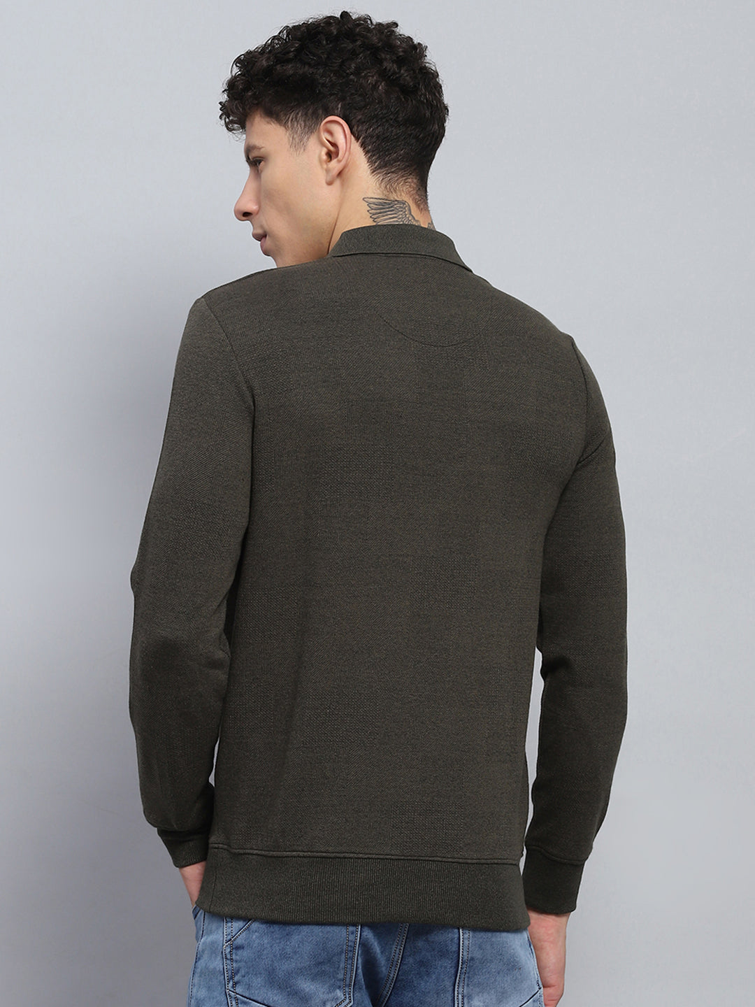 Men Olive Solid Collar Full Sleeve Winter T-Shirt