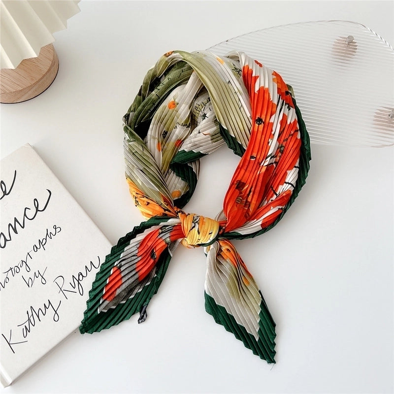 Women's Cartoon Style Minimalist Color Block Polyester Printing Silk Scarf