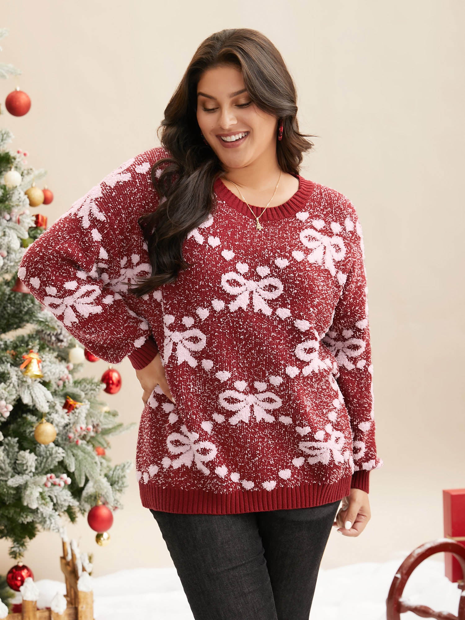 Bow Pattern Crew-Neck Pullover