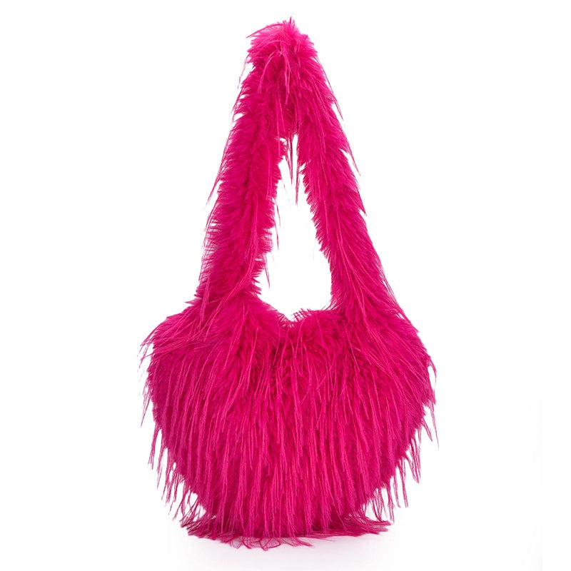 Women's Plush Heart Shape Solid Color Basic Classic Style Heart-shaped Magnetic Buckle Shoulder Bag