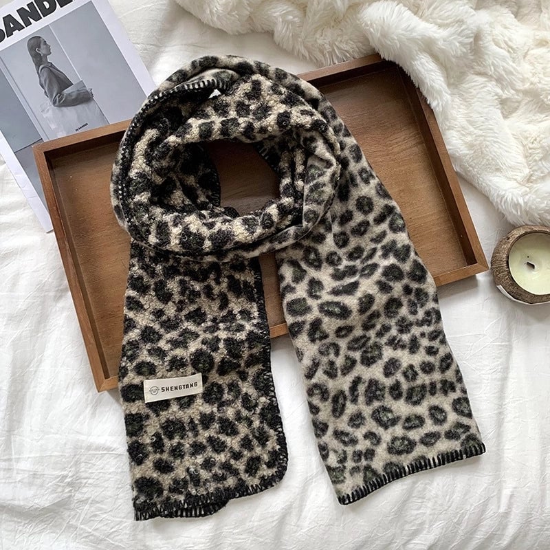 Women's Minimalist Classic Style Color Block Polyester Scarf