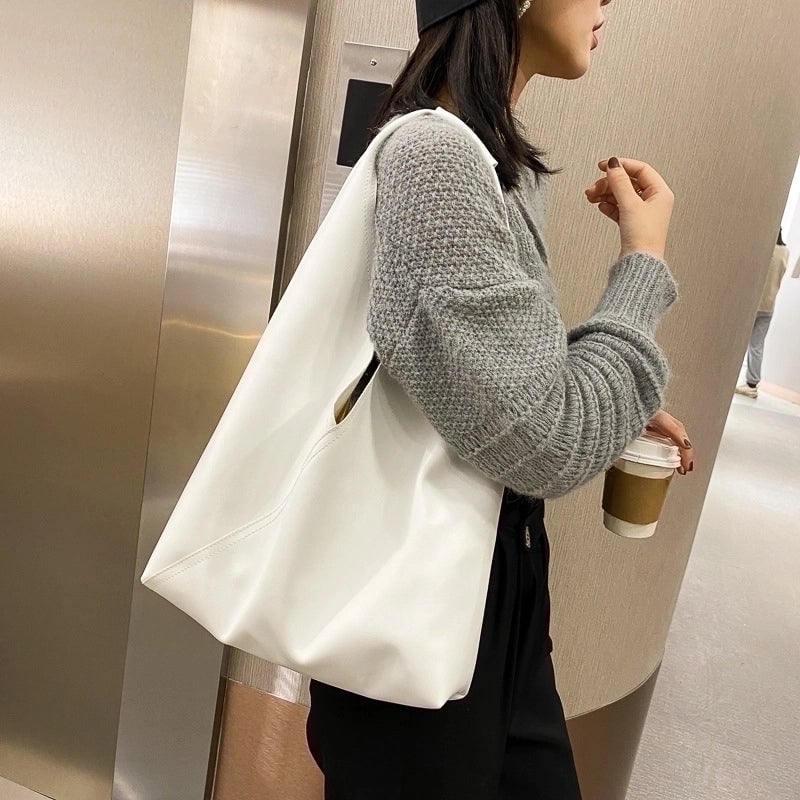 Women's Medium Pu Leather Solid Color Streetwear Bucket Open Shoulder Bag