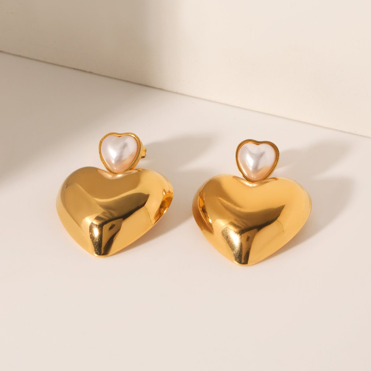 Stainless Steel Large Glossy Heart Earrings Design With Pearl Heart-Shaped Earrings For Women