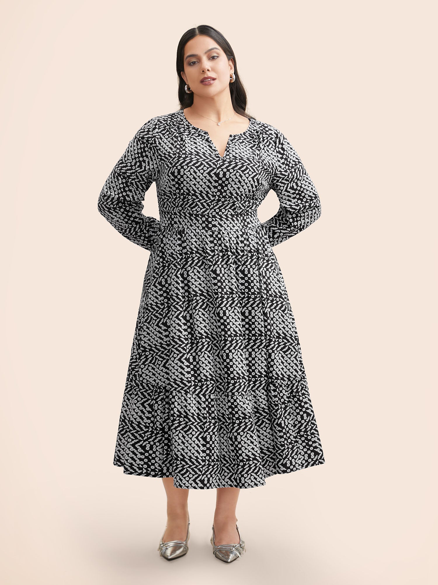 Geometric Notched Lantern Sleeve Midi Dress