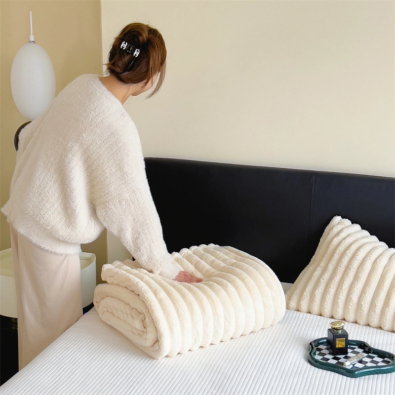 Short Velvet Rabbit Fur Blanket Thickened Light Luxury Blanket Office Nap Blanket Sofa Blanket Coral Velvet Flannel Bed