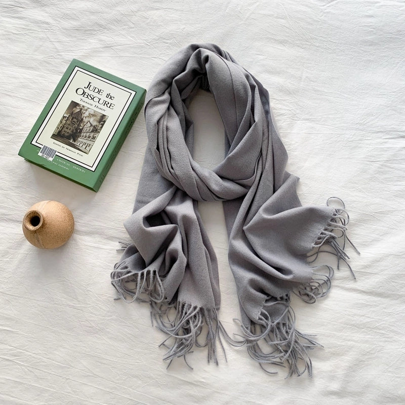 Women's Minimalist Solid Color Imitation Cashmere Tassel Scarf