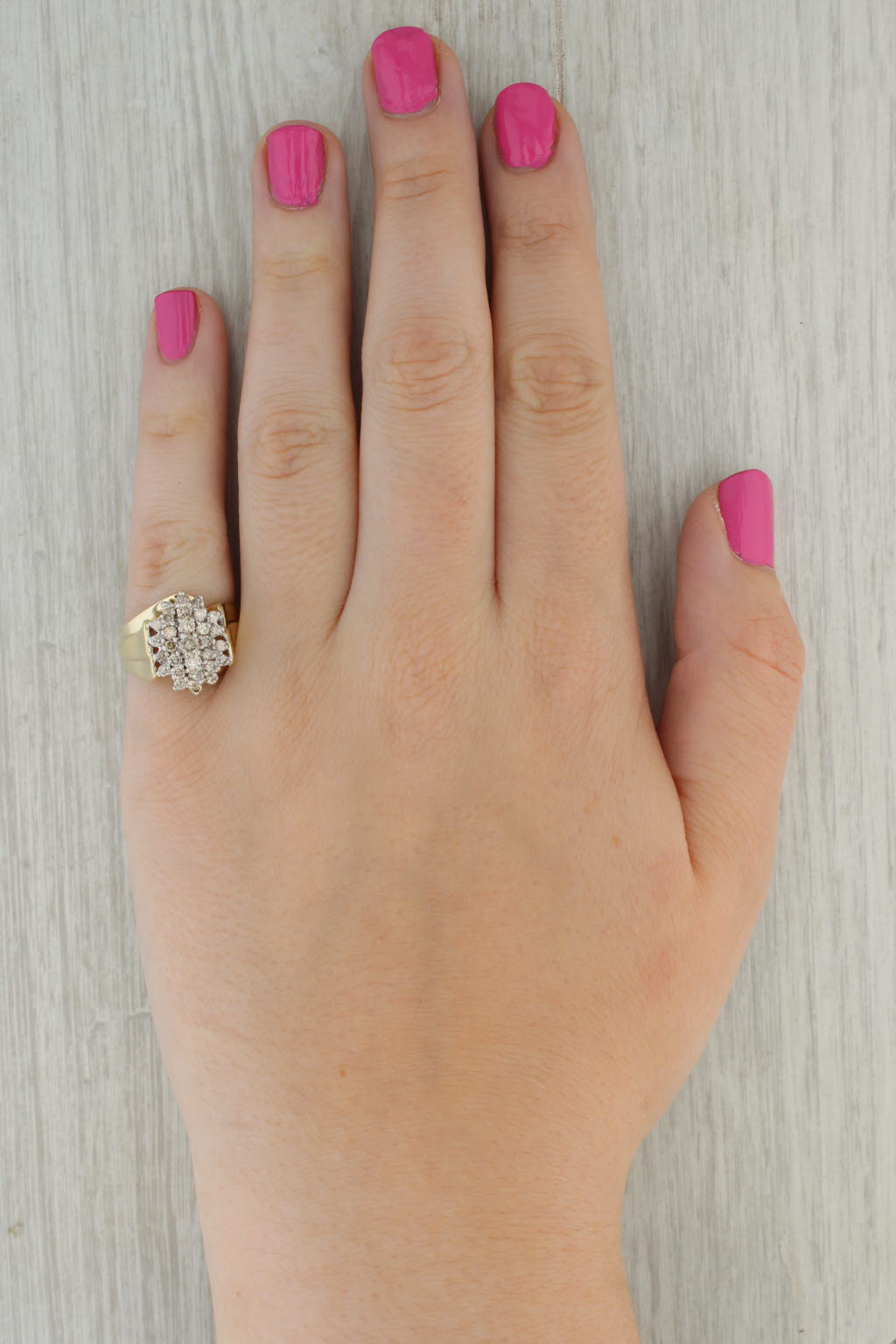 0.90ctw Diamond Cluster Ring 10k Yellow Gold Size 6.75