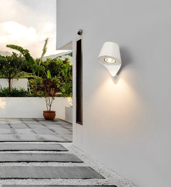 Arakan Wall Light