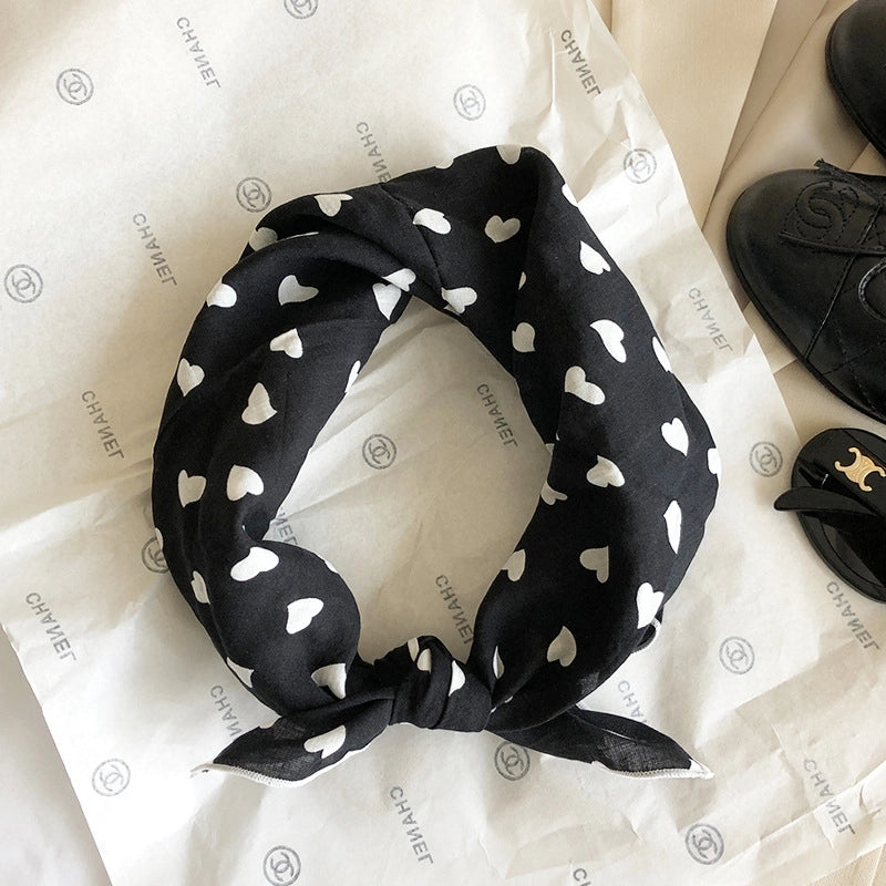 Women's Sweet Heart Shape Cotton Printing Silk Scarf