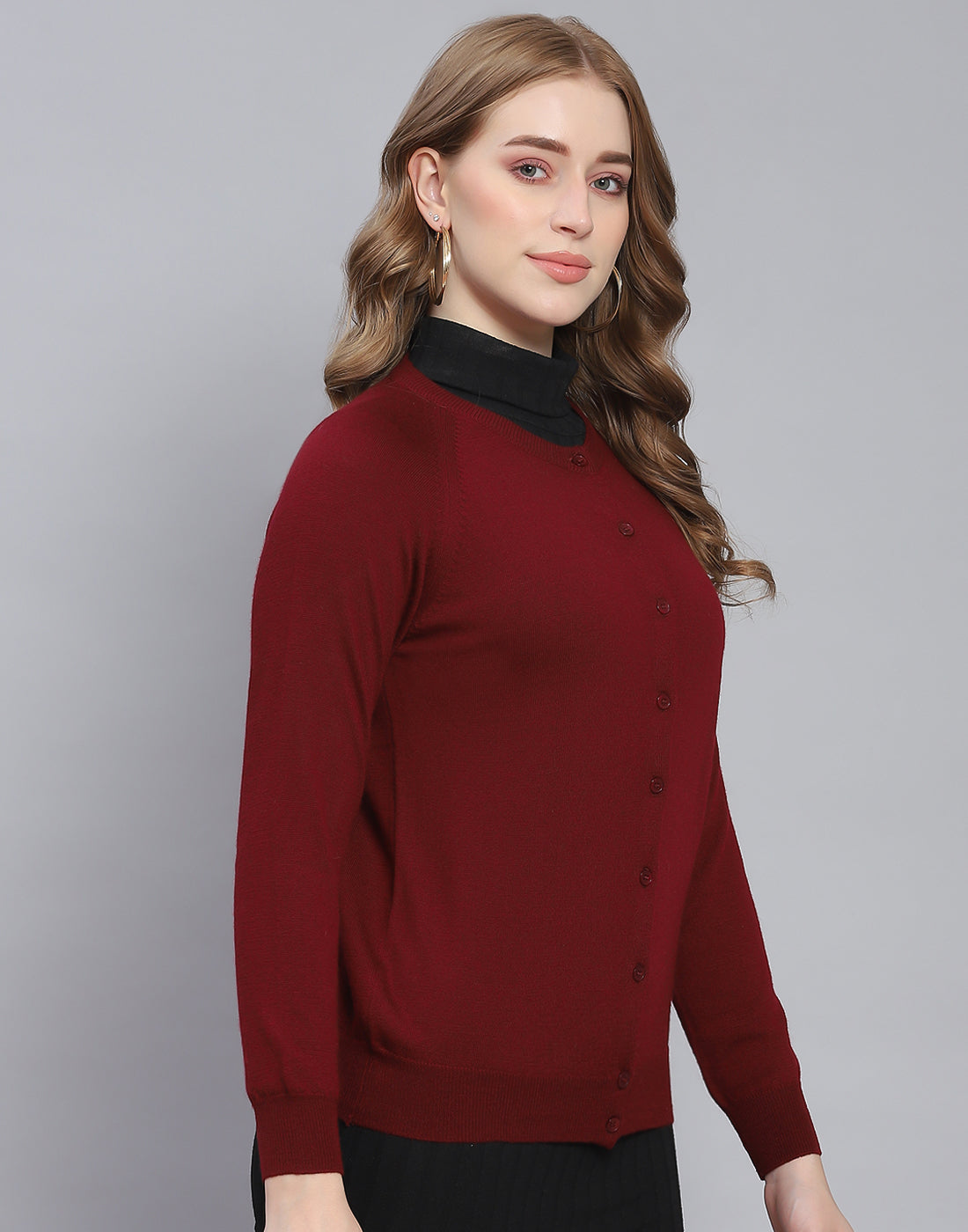 Women Maroon Solid Round Neck Full Sleeve Cardigan