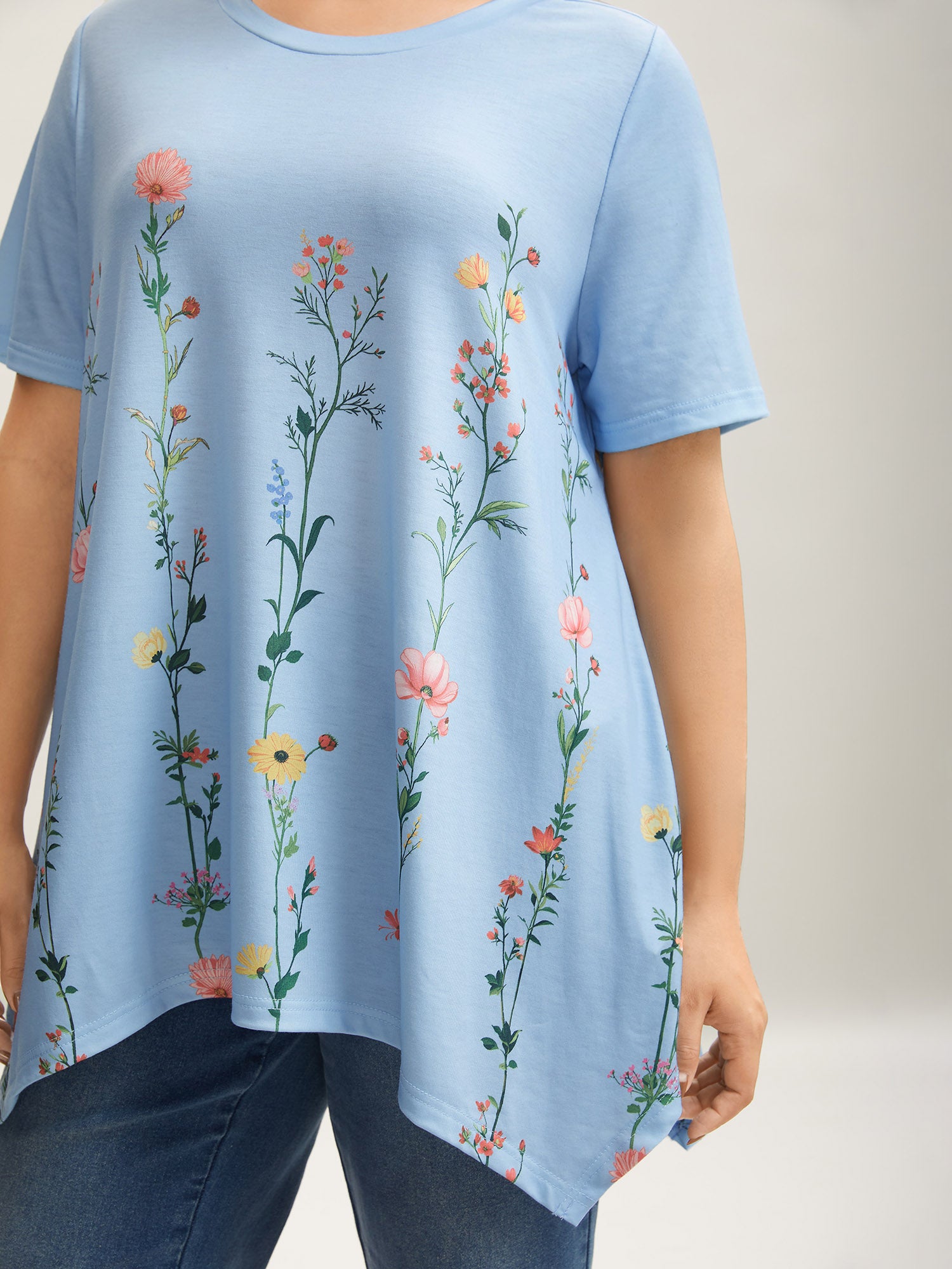 Stretchy Hi-Low Hem Floral T-Shirt