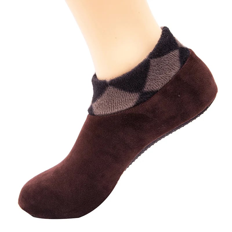 Non-slip thermal socks for indoor use