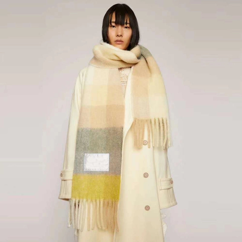 Women's Elegant Minimalist Lattice Mohair Tassel Scarf