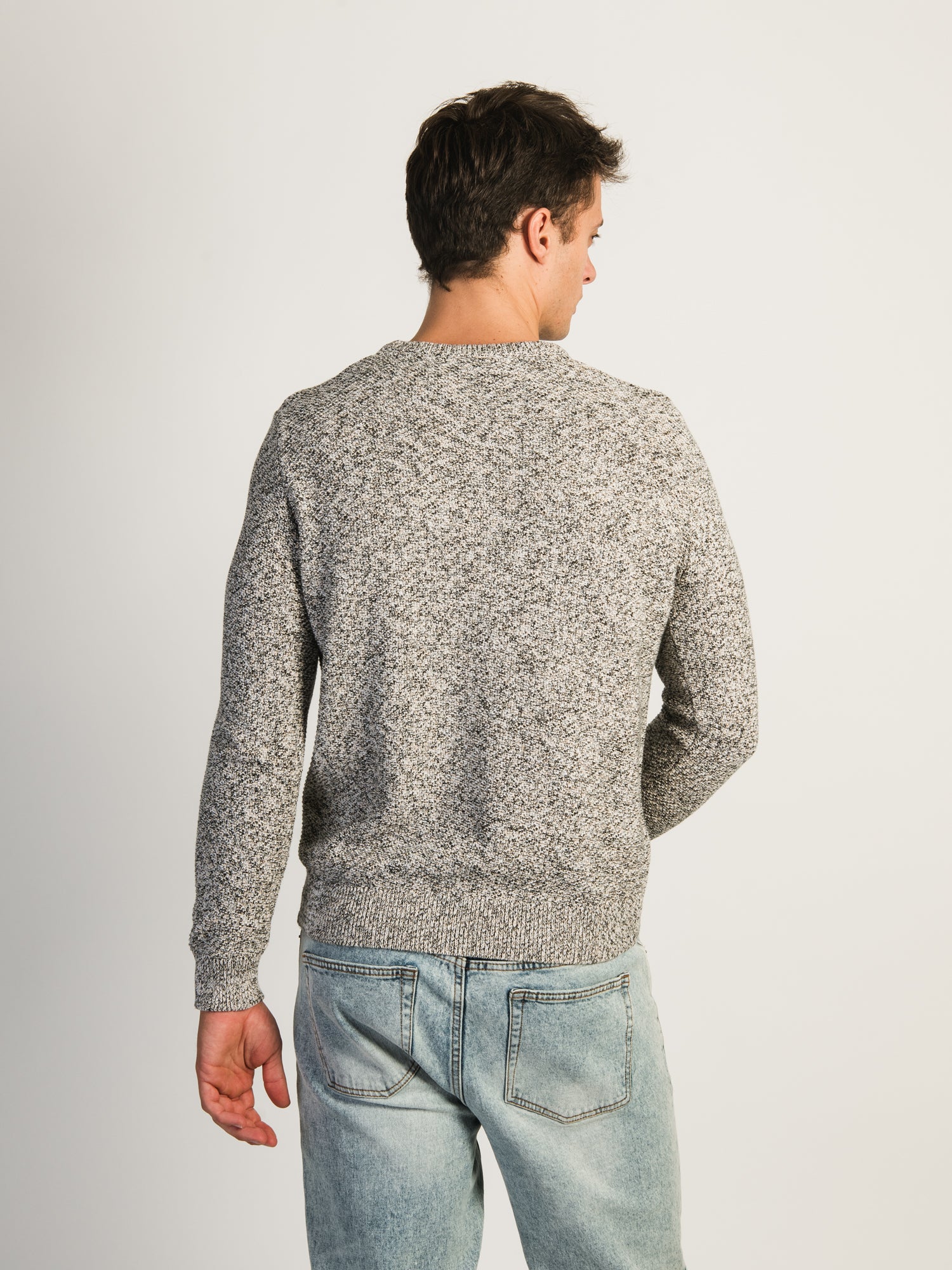 KOLBY TEXTURED CREWNECK SWEATER - TAUPE