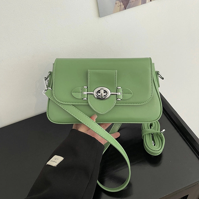 Women's Medium Pu Leather Solid Color Vintage Style Classic Style Square Magnetic Buckle Shoulder Bag
