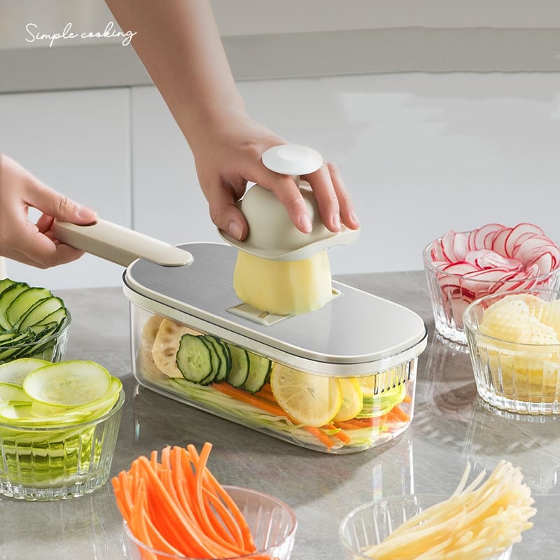 Multifunctional vegetable slicer