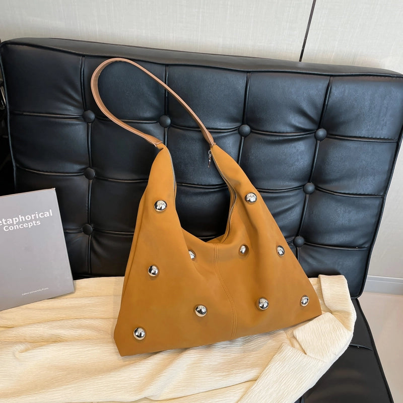 Women's Pu Leather Solid Color Vintage Style Dumpling Shape Zipper Shoulder Bag