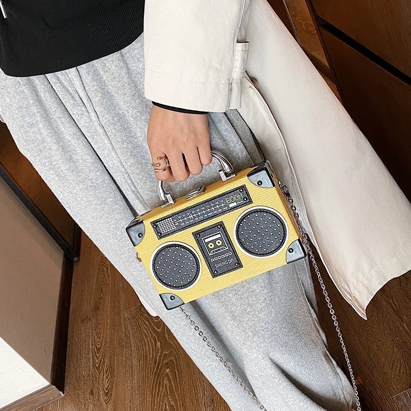 Women's Medium All Seasons Pu Leather Color Block Streetwear Square Lock Clasp Shoulder Bag