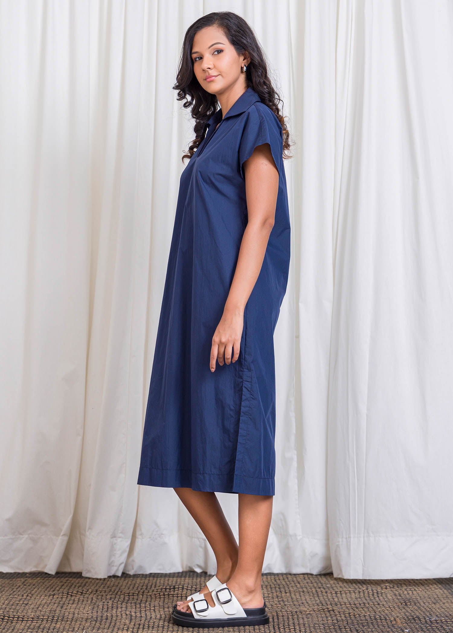 Midi Dress With Collar And Side Slits