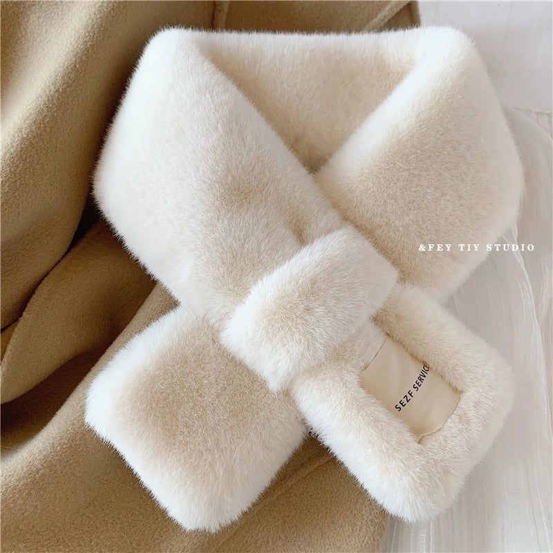 Women's Minimalist Solid Color Imitation Fur Polyester Winter Scarves