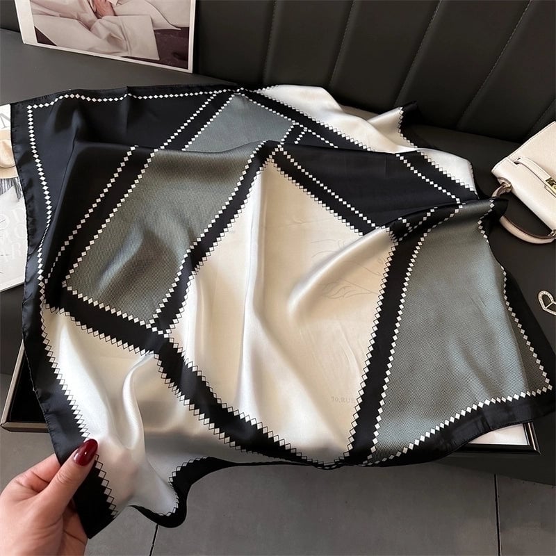 Women's Elegant Minimalist Color Block Polyester Printing Silk Scarf
