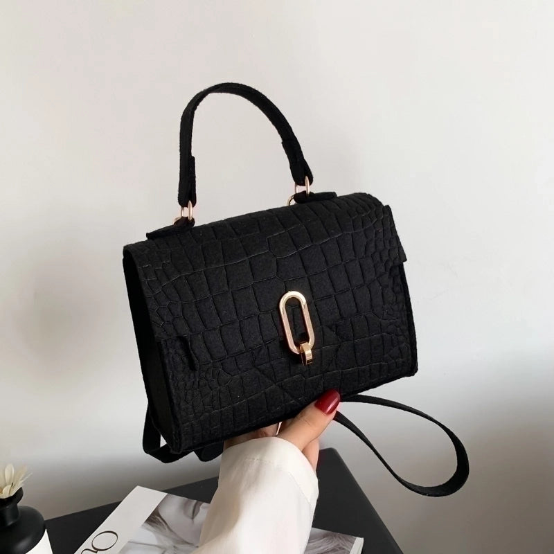 Women's Medium Felt Solid Color Streetwear Flip Cover Handbag