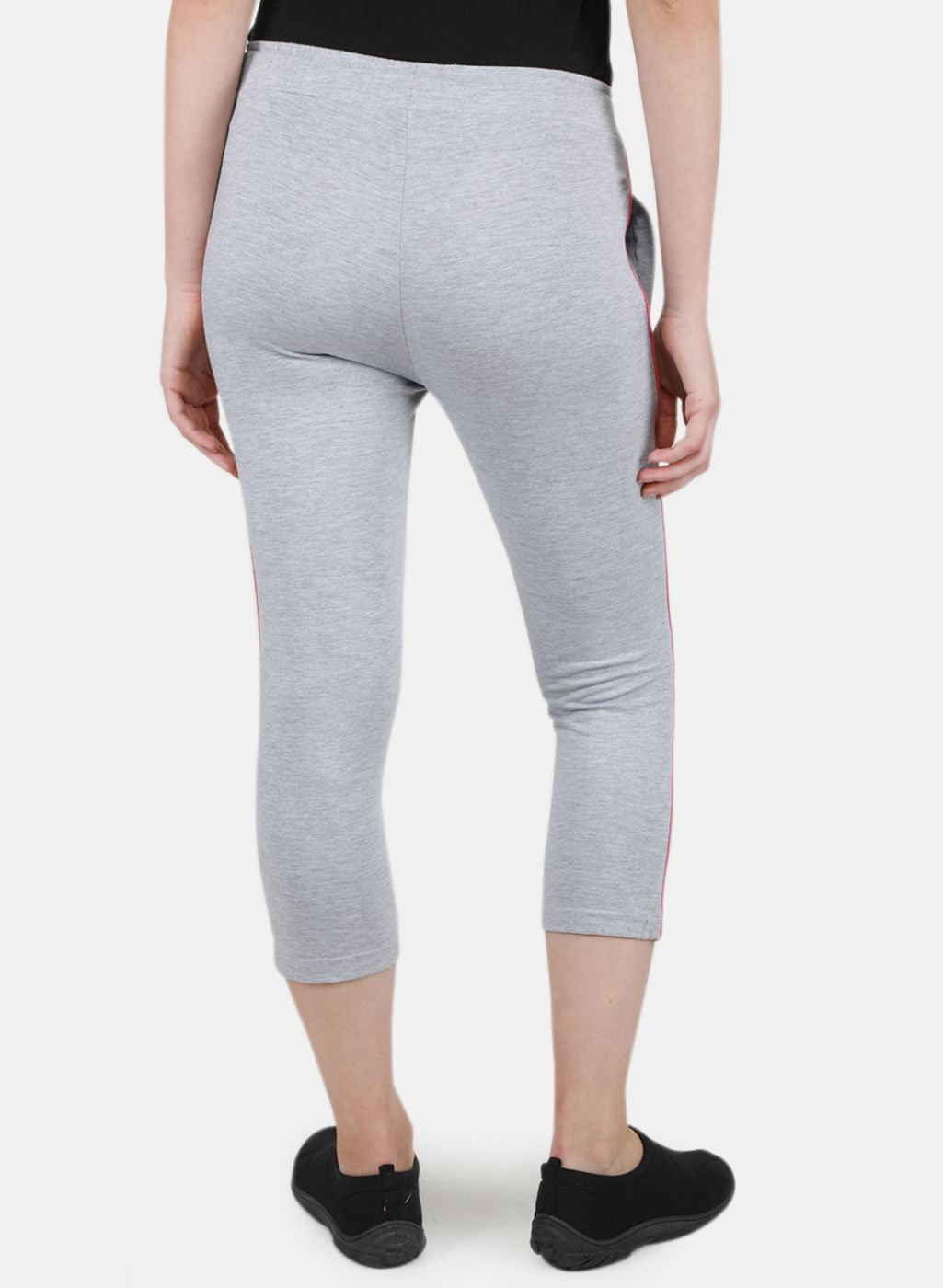 Women Grey Solid Capri