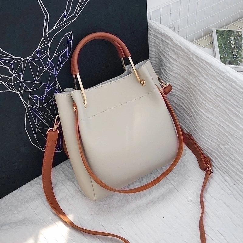 Women's Large All Seasons Pu Leather Classic Style Shoulder Bag